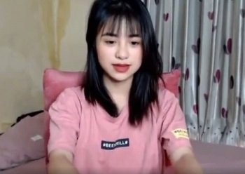 clip sex - Con cu anh cứng ngắc khi em gái khoe hàng xinh đẹp